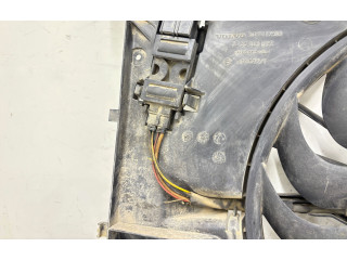 Электрический вентилятор радиаторов  30741144   Volvo V70 