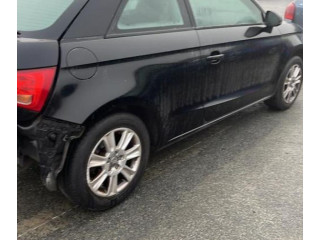 Блок управления климат-контролем    Audi A1