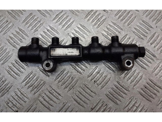 Топливная рампа 9654592680   Mazda 3 I  