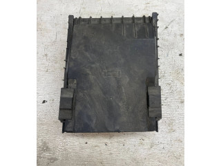   Pojistková skříňka 5N2937535A, 1K0937814F   Volkswagen Tiguan 2009