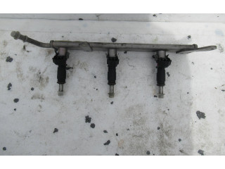 Топливная рампа 100018599R Renault Twingo III