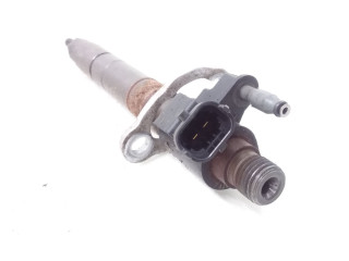 Форсунка 31272767    Volvo V70  D5244T14    6906143 