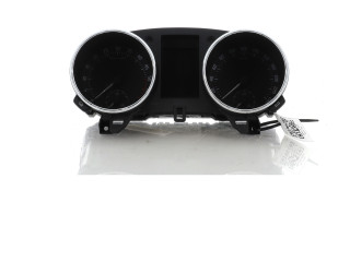 Спидометр (приборный щиток) 5L0920840P1QB, G0-3789F Skoda Yeti (5L)