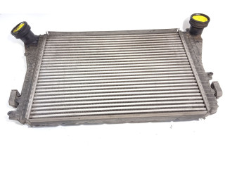 Интеркулер 1K0145803A Volkswagen Touran I