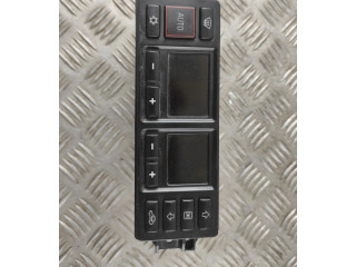 Блок управления климат-контролем    Audi A3 S3 8L