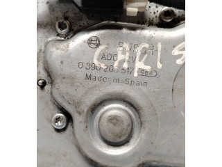 Моторчик заднего дворника 0390206517 Mitsubishi Carisma