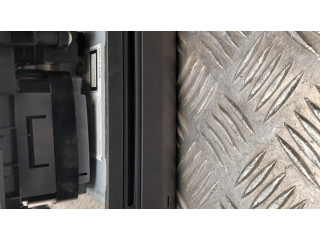 Радио/ проигрыватель CD/DVD / навигация