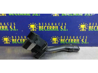 Ручка стеклоочистителей    Volkswagen Passat Alltrack