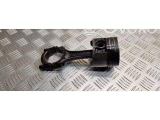 Píst Nissan Primera