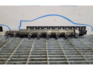 Топливная рампа Mitsubishi L200 для двигателя 4D56