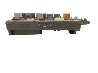 Блок предохранителей  13275883, 13222784   Opel Insignia A    