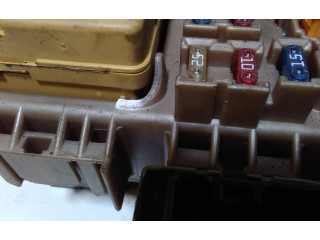 Pojistková skříňka 8264113040, 2323000231 Toyota Corolla Verso E121 2003