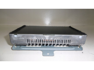 Радио/ проигрыватель CD/DVD / навигация