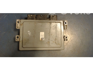 Блок управления двигателя s120200113a Renault Twingo II