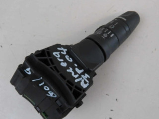 Ручка стеклоочистителей 25260AV770 Nissan Almera N17