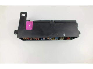 Блок предохранителей 1T1937615A Volkswagen Caddy