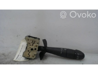 Ручка стеклоочистителей 7701051760   Renault Clio II