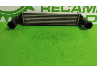 Интеркулер  77897930   BMW X3 E83 