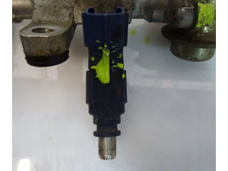 Топливная рампа    Toyota Yaris Verso  