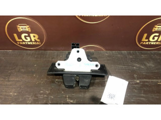 Замок задней крышки