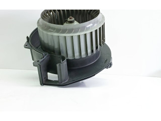 Вентилятор печки       Audi A6 S6 C6 4F