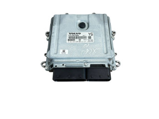 Блок управления двигателя P31303388, 0281015286   Volvo V70