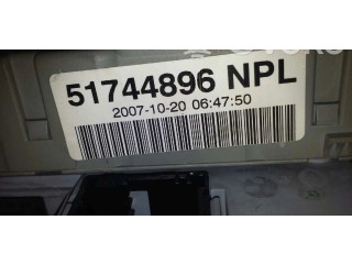 Pojistková skříňka Řídící jednotka BSM 51744896   Fiat Punto Evo 2007