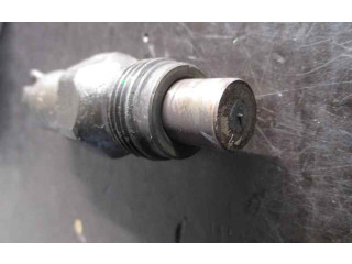 Форсунка LCR6735201D, LUCAS Peugeot 306 D9B