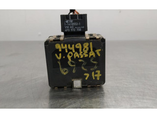 Блок управления двигателя    Volkswagen PASSAT