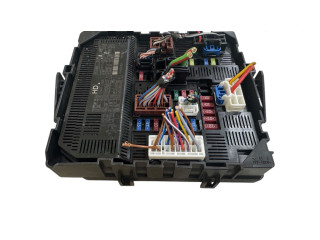 Блок предохранителей 284B74JW2B, 7494000921 Mercedes-Benz X-class W470