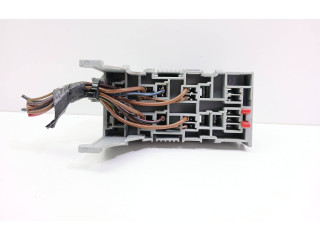 Блок предохранителей 93363145   Opel Meriva A    