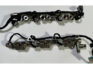 Топливная рампа FT4E-9F797-BE   Lincoln Continental  