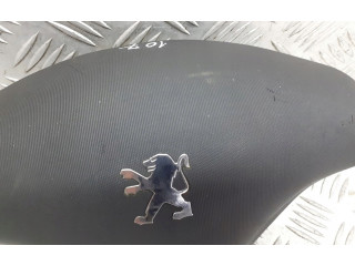 Подушка безопасности водителя Peugeot 107