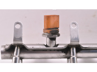 Топливная рампа 06J133317M Volkswagen Golf VI для двигателя CBFA