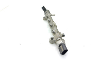 Топливная рампа 04L089B, 0234267 Skoda Octavia Mk3 (5E) для двигателя CKFC