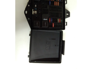 Блок предохранителей DW9314F041AF Jaguar XJ X351