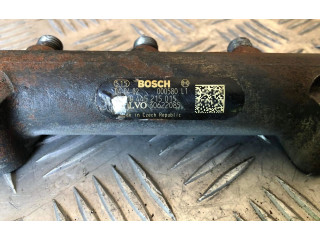 Топливная рампа 30622085, 000580L1   Volvo XC90  