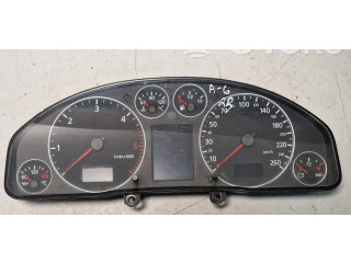 Спидометр (приборный щиток)     Audi A6 S6 C5 4B 