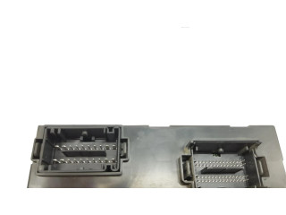 Блок предохранителей 520780640, 52078064   Jeep Renegade    