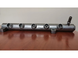 Магистральная трубка топлива