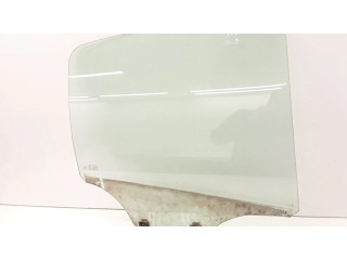 Основное стекло задних дверей