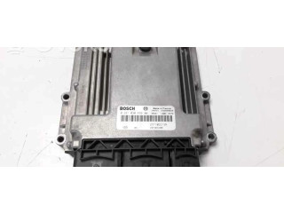Блок управления двигателя 0281030439, 237102213R Dacia Dokker
