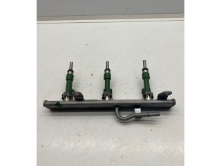 Топливная рампа 175204021R, 124692980   Renault Clio V  