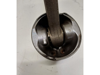  Поршень с шатуном  8268X  Land Rover Range Rover Velar  