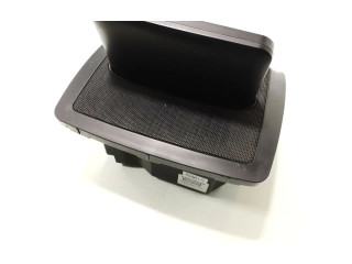 Блок предохранителей V5104136   Volvo XC90    