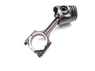 Поршень с шатуном D5244T8 D5244T8 Volvo C70