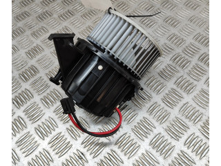 Вентилятор печки    8T1820021   Audi A5 8T 8F