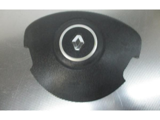 Подушка безопасности водителя 8200677496   Renault Clio III