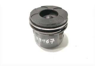 Píst Volvo XC70 D5244T