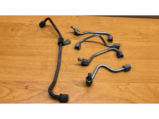 Трубка (трубки) для подачи топлива в жиклеры